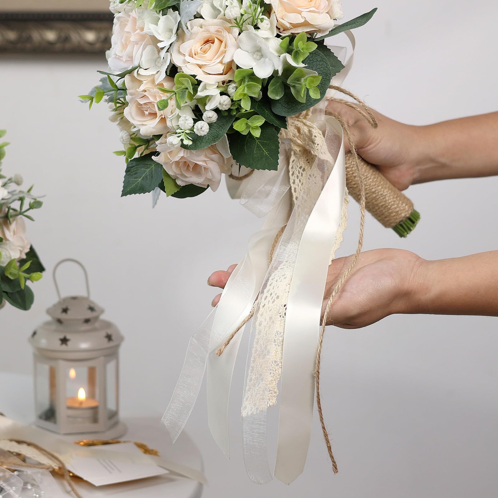 Amazon｜Zheart 花嫁介添人用ウェディングブーケ - 10インチ ホワイト